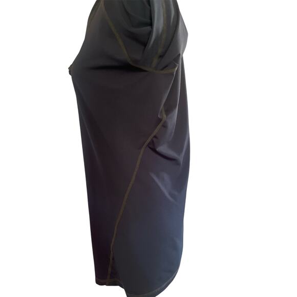 Tesla Medium   Light Black  Long Sleeve Scoop Neck‎ Active Wear - Picture 3 of 10